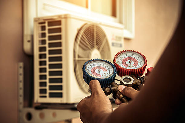 Professional Hvac technician working in West Park, CA